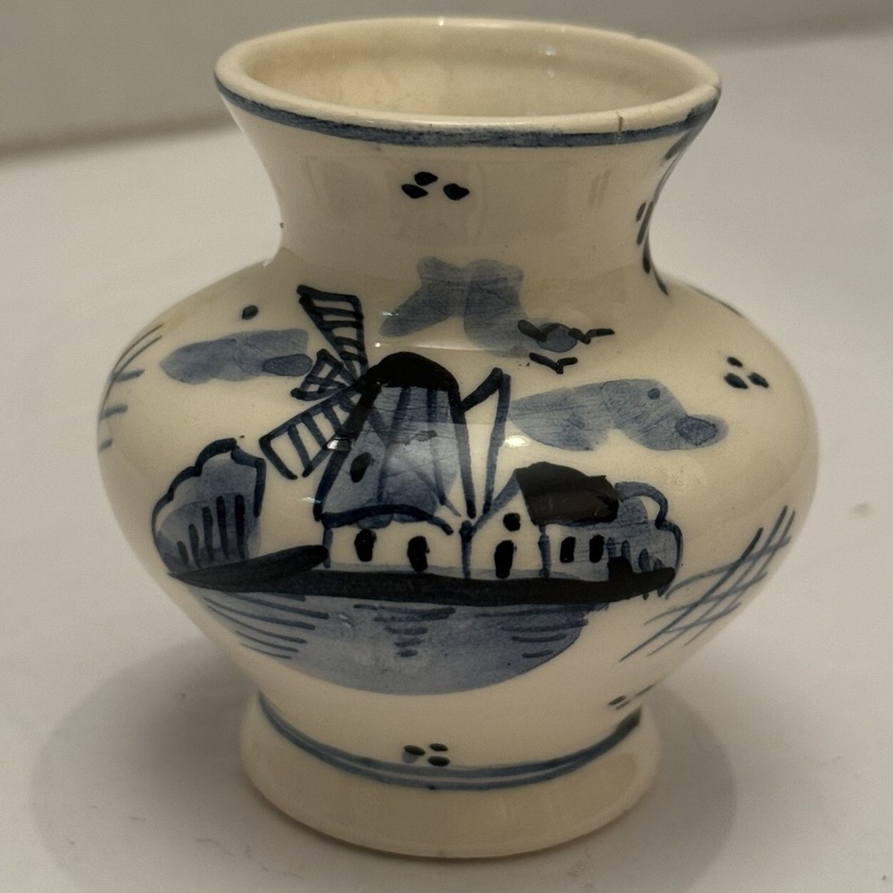 Vintage Royal Delft Blue Short Vase Hand Painted Signed Bud Vase 3" H‎